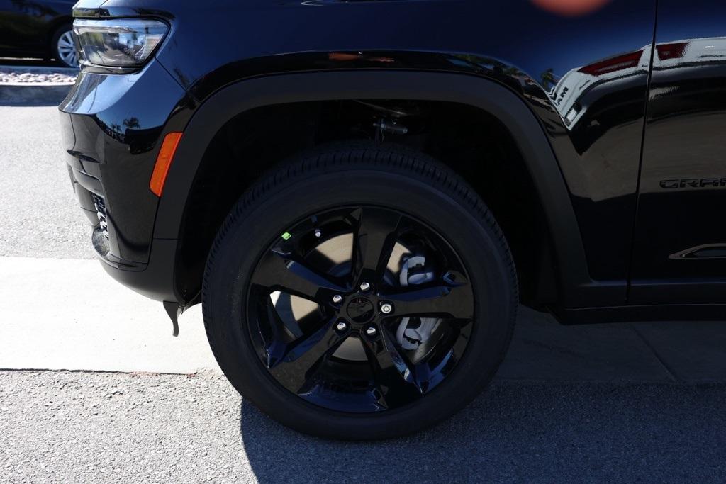 new 2025 Jeep Grand Cherokee L car, priced at $42,875