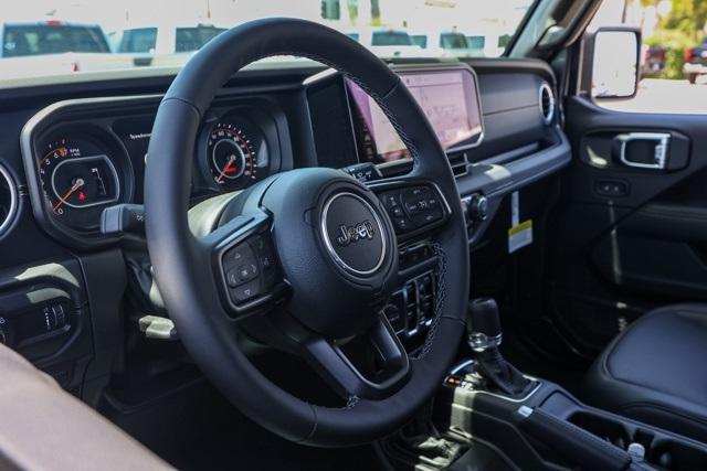 new 2025 Jeep Gladiator car, priced at $50,335