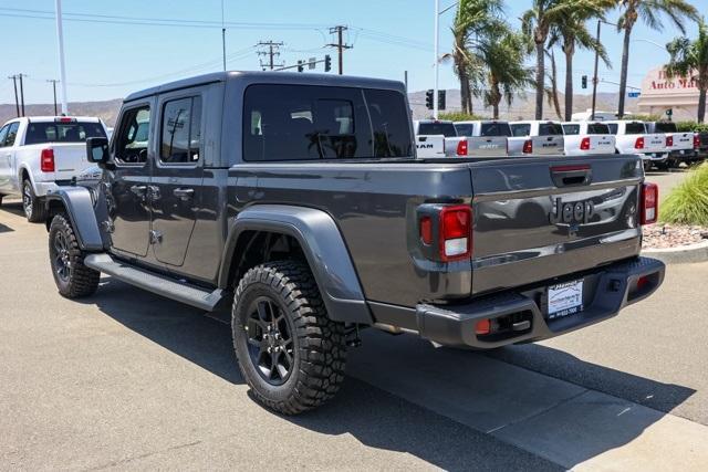 new 2025 Jeep Gladiator car, priced at $50,335