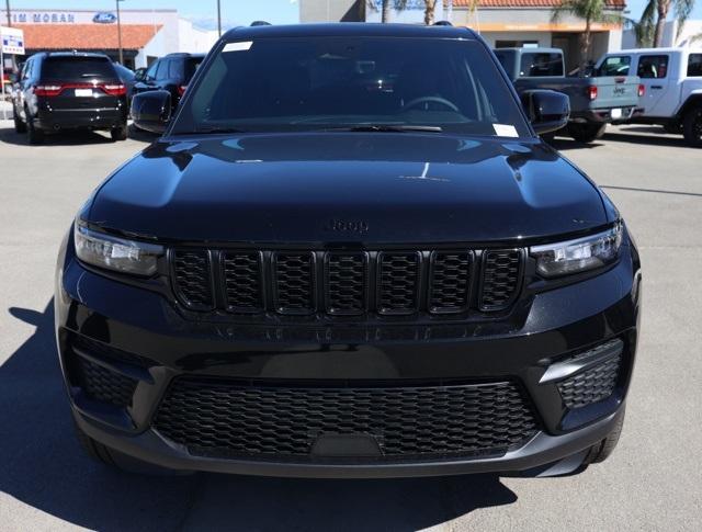 new 2025 Jeep Grand Cherokee car, priced at $48,175