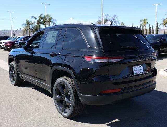 new 2025 Jeep Grand Cherokee car, priced at $48,175