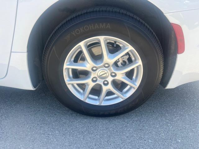 used 2023 Chrysler Pacifica car, priced at $23,120