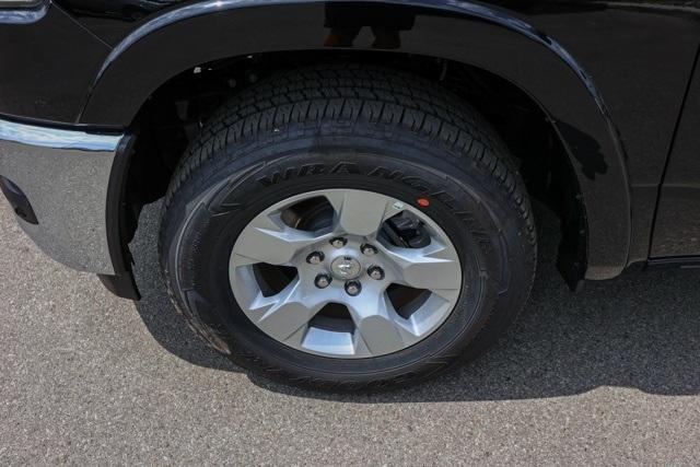 new 2025 Ram 1500 car, priced at $52,123