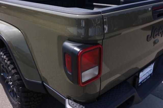 new 2025 Jeep Gladiator car, priced at $47,285
