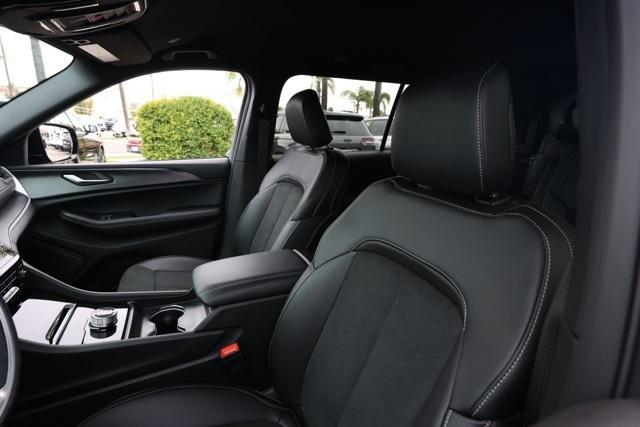 new 2025 Jeep Grand Cherokee L car, priced at $43,175