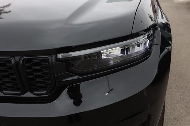 new 2025 Jeep Grand Cherokee L car, priced at $43,175