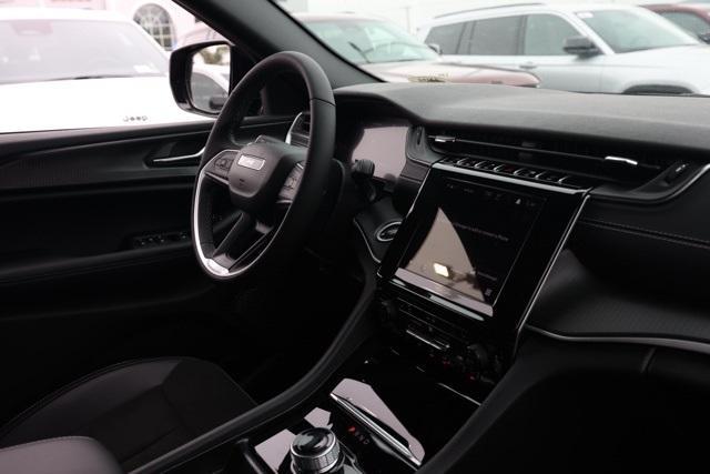 new 2025 Jeep Grand Cherokee L car, priced at $43,175