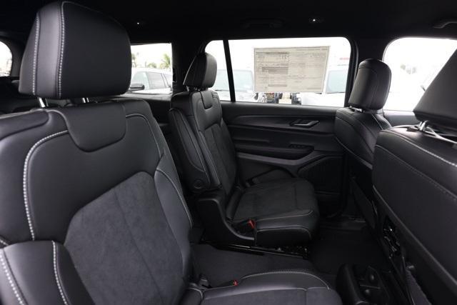 new 2025 Jeep Grand Cherokee L car, priced at $43,175