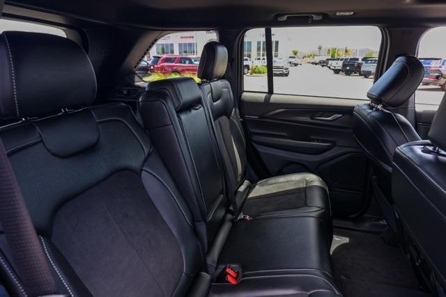 new 2025 Jeep Grand Cherokee car, priced at $43,358