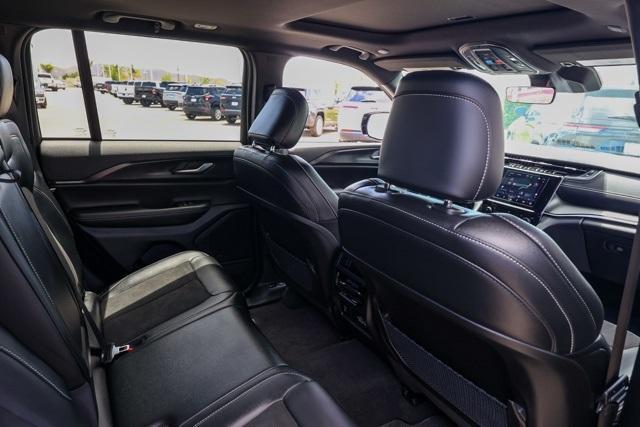 new 2025 Jeep Grand Cherokee car, priced at $43,358