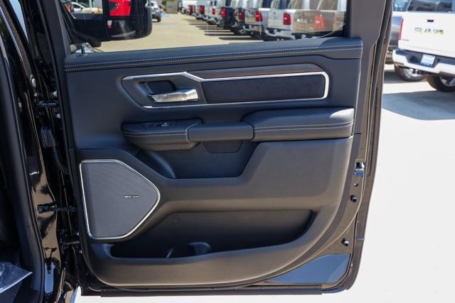 new 2025 Ram 1500 car, priced at $69,671