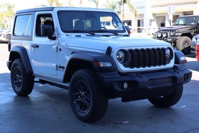 new 2025 Jeep Wrangler car, priced at $39,385