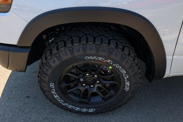 new 2025 Ram 1500 car, priced at $69,407