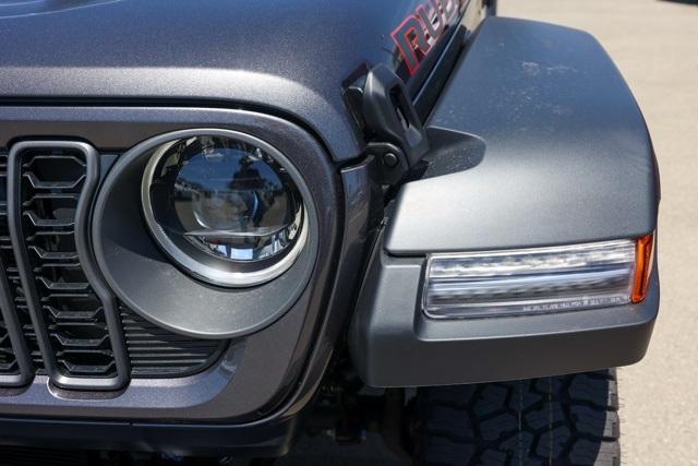 new 2025 Jeep Gladiator car, priced at $60,035