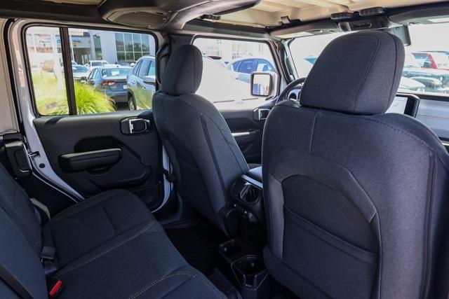 new 2025 Jeep Wrangler car, priced at $46,982