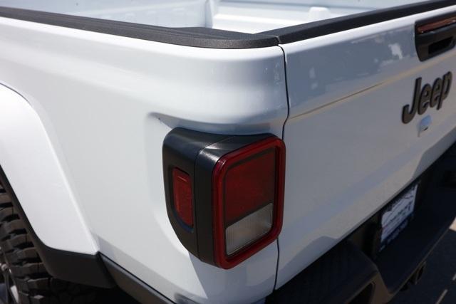 new 2025 Jeep Gladiator car, priced at $48,895