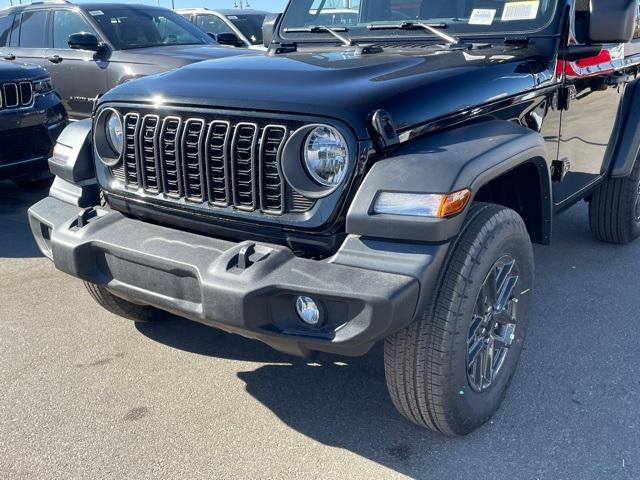 new 2025 Jeep Wrangler car, priced at $39,980