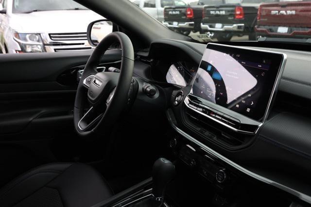 new 2025 Jeep Compass car, priced at $25,902