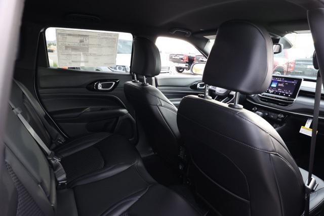 new 2025 Jeep Compass car, priced at $25,902