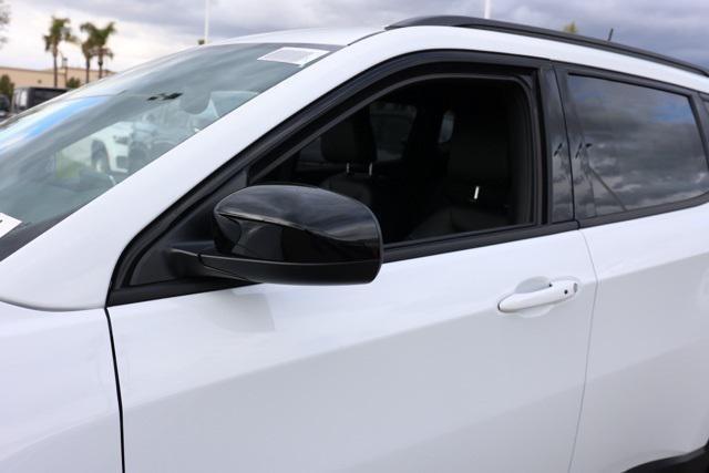 new 2025 Jeep Compass car, priced at $25,631
