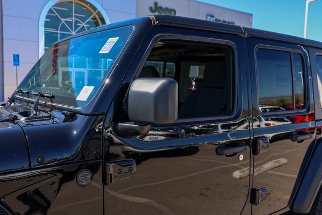 new 2025 Jeep Wrangler car, priced at $40,073