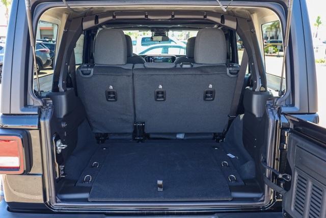 new 2025 Jeep Wrangler car, priced at $40,073