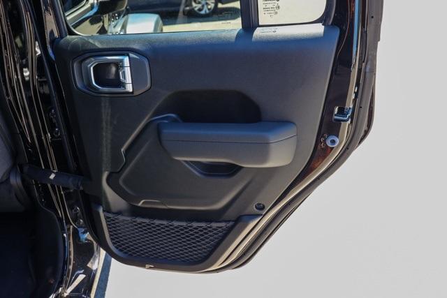 new 2025 Jeep Wrangler car, priced at $40,073