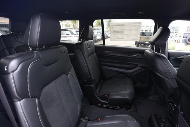 new 2025 Jeep Grand Cherokee L car, priced at $40,080