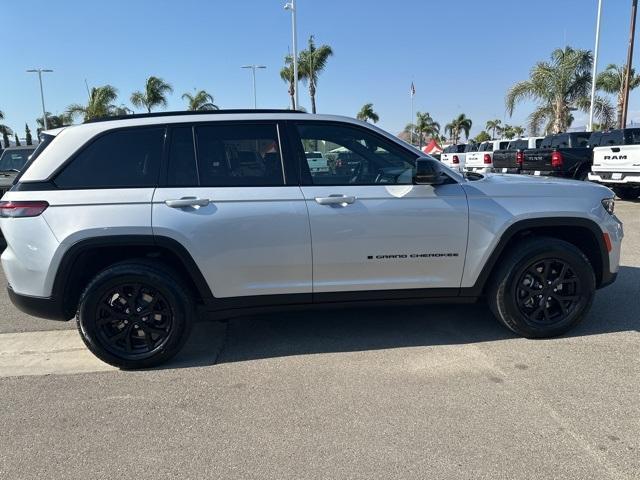 used 2024 Jeep Grand Cherokee car, priced at $32,950