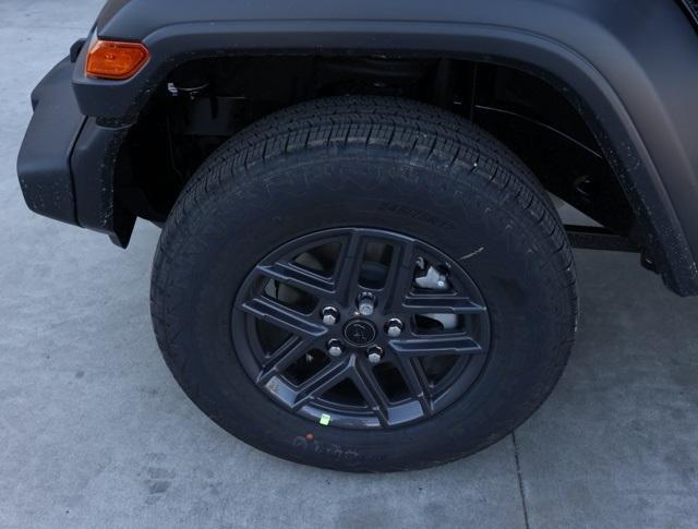 new 2025 Jeep Wrangler car, priced at $47,103