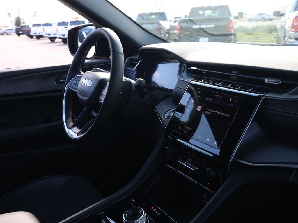 new 2025 Jeep Grand Cherokee L car, priced at $42,875