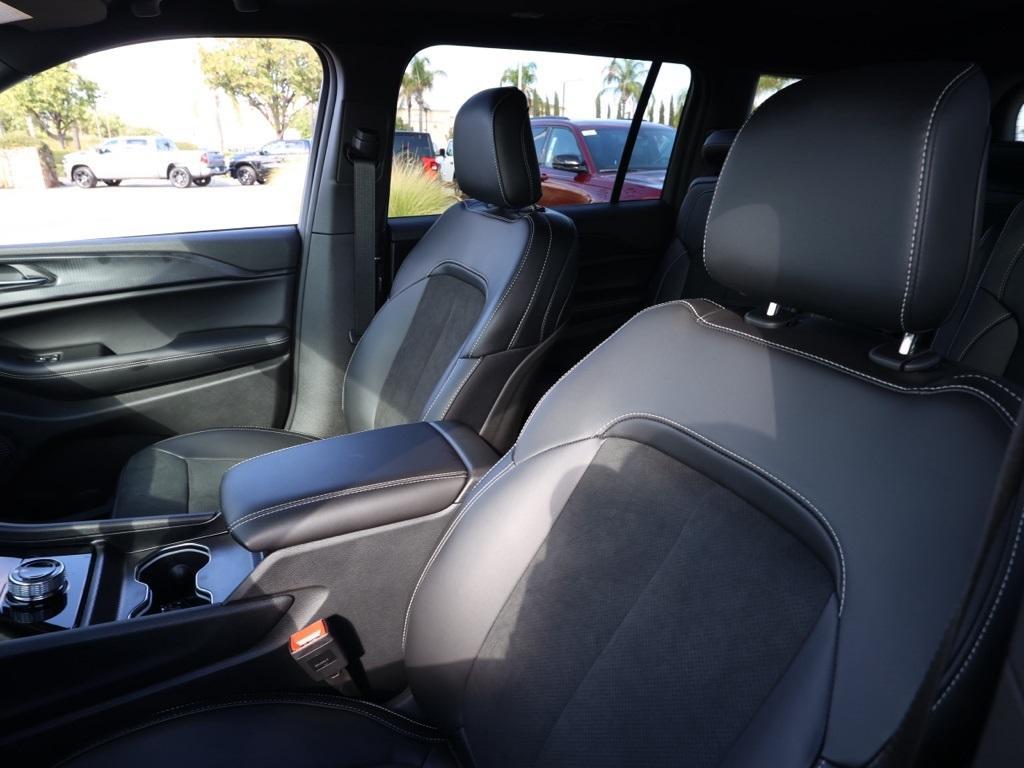 new 2025 Jeep Grand Cherokee L car, priced at $42,875