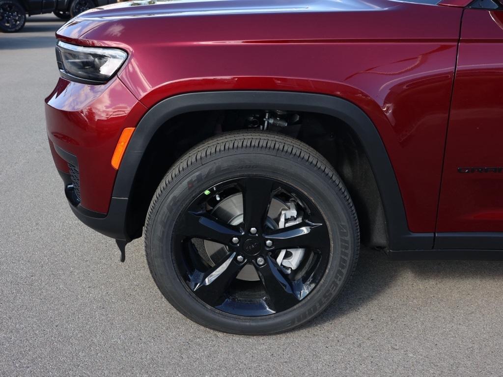 new 2025 Jeep Grand Cherokee L car, priced at $42,875