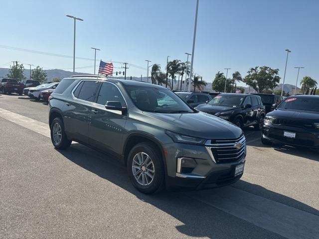 used 2022 Chevrolet Traverse car, priced at $28,240