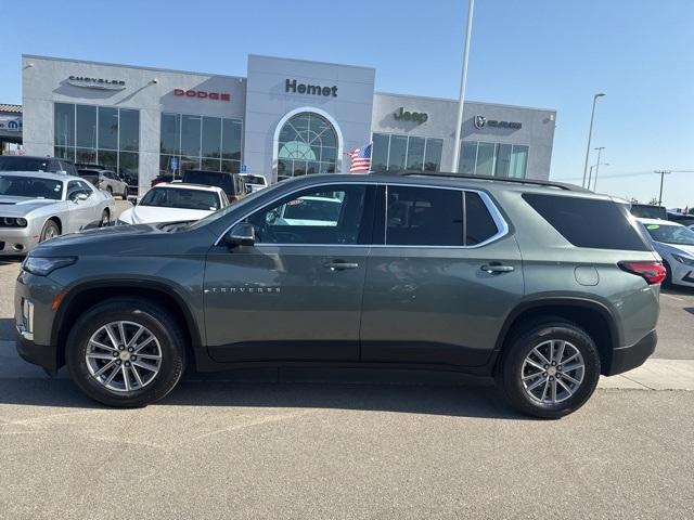 used 2022 Chevrolet Traverse car, priced at $28,240