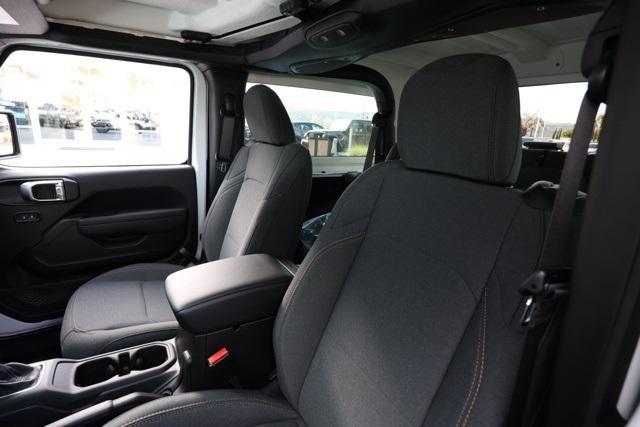 new 2025 Jeep Wrangler car, priced at $33,936