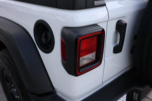 new 2025 Jeep Wrangler car, priced at $33,936