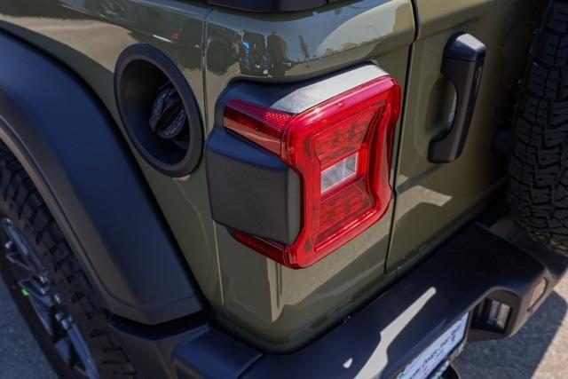 new 2025 Jeep Wrangler car, priced at $43,520