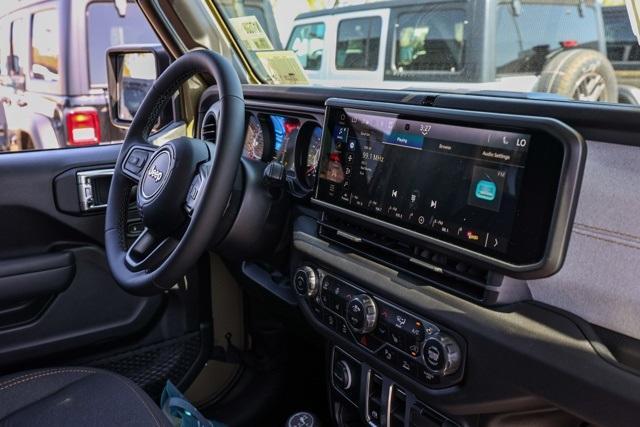 new 2025 Jeep Wrangler car, priced at $43,520