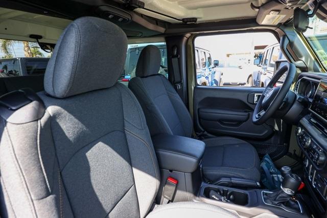 new 2025 Jeep Wrangler car, priced at $43,520