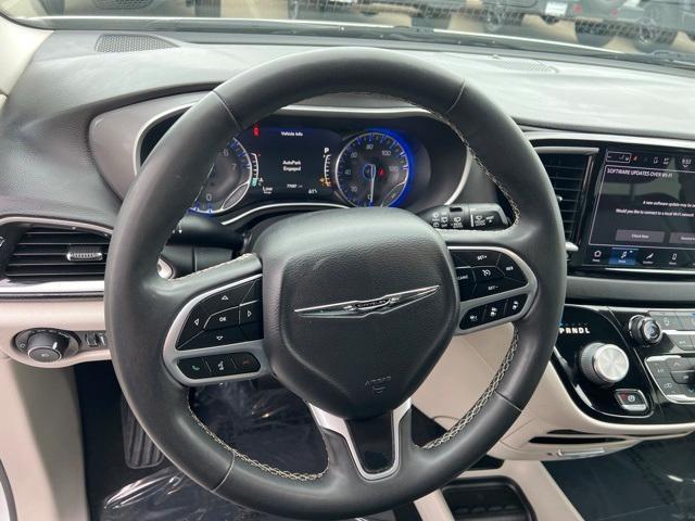 used 2022 Chrysler Pacifica car, priced at $21,498