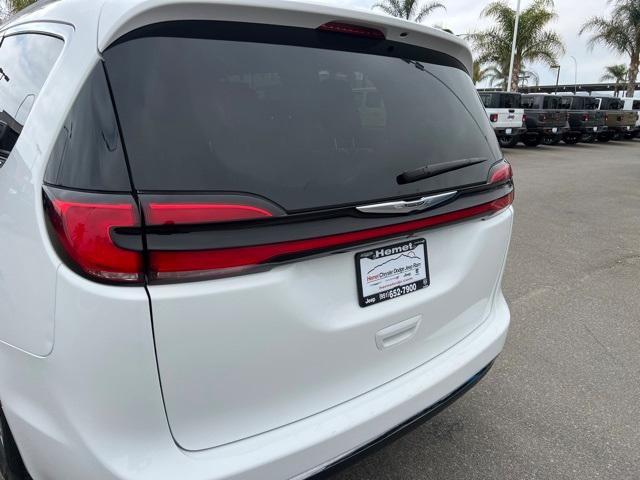 used 2022 Chrysler Pacifica car, priced at $21,498