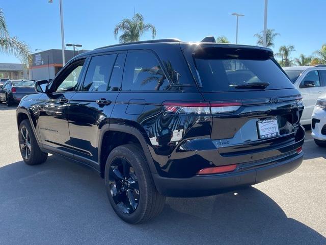 new 2025 Jeep Grand Cherokee car