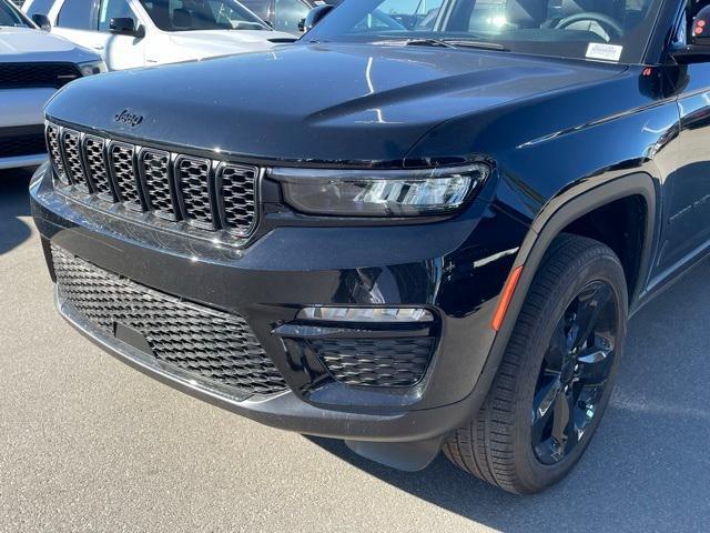 new 2025 Jeep Grand Cherokee car