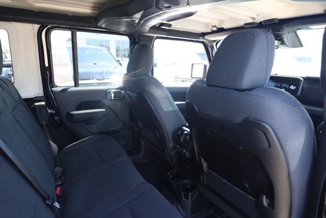 new 2025 Jeep Wrangler car, priced at $62,176