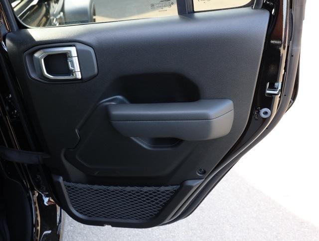 new 2025 Jeep Wrangler car, priced at $45,298