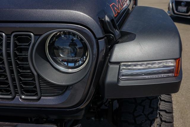 new 2025 Jeep Gladiator car, priced at $52,300