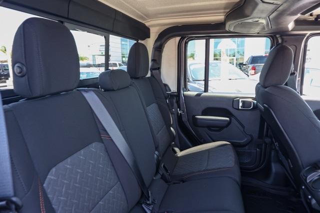 new 2025 Jeep Gladiator car, priced at $52,300