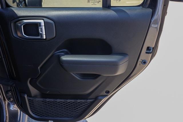 new 2025 Jeep Gladiator car, priced at $52,300