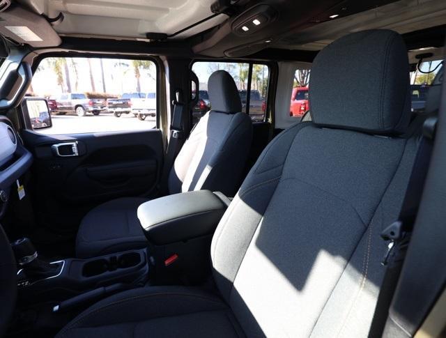 new 2025 Jeep Wrangler car, priced at $44,768